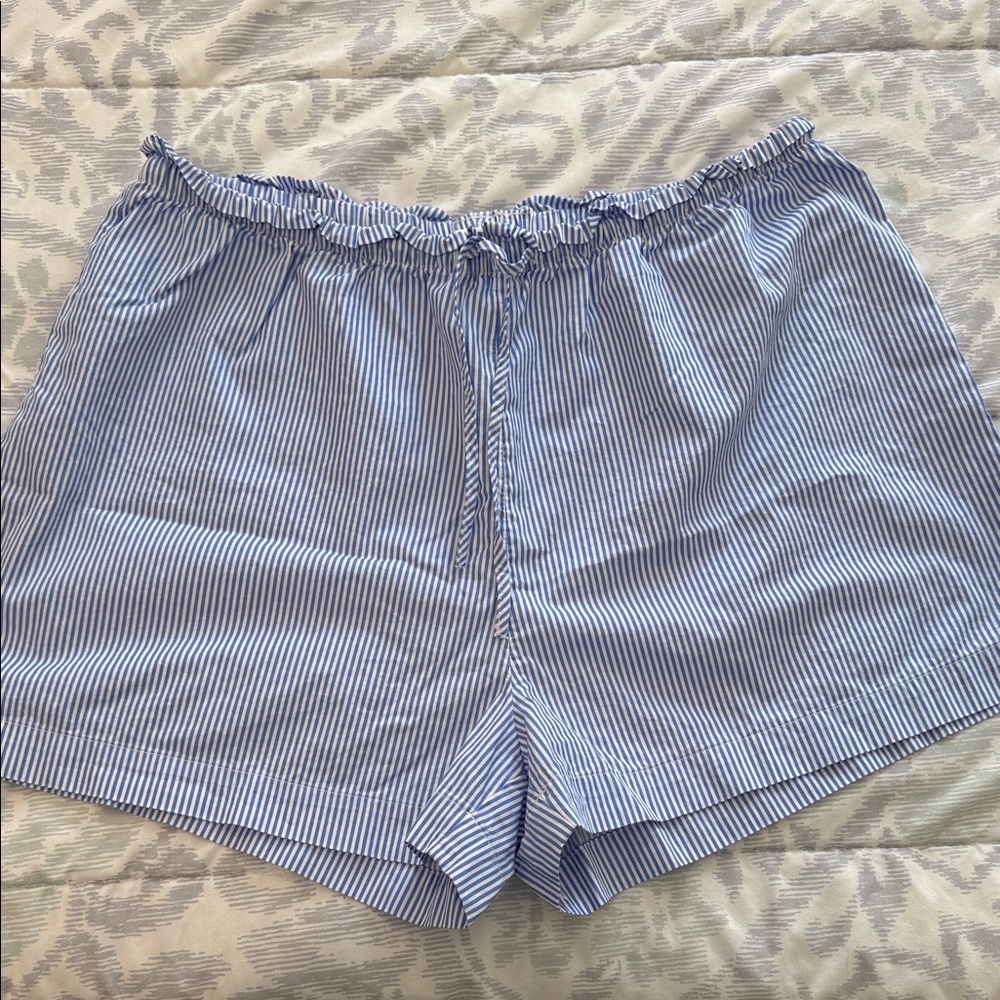 H&M women’s Blue and White Striped Shorts